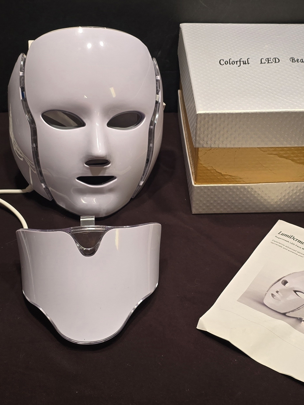 Lumi Dermis - Red Light Facial - Face & Neck Mask - White